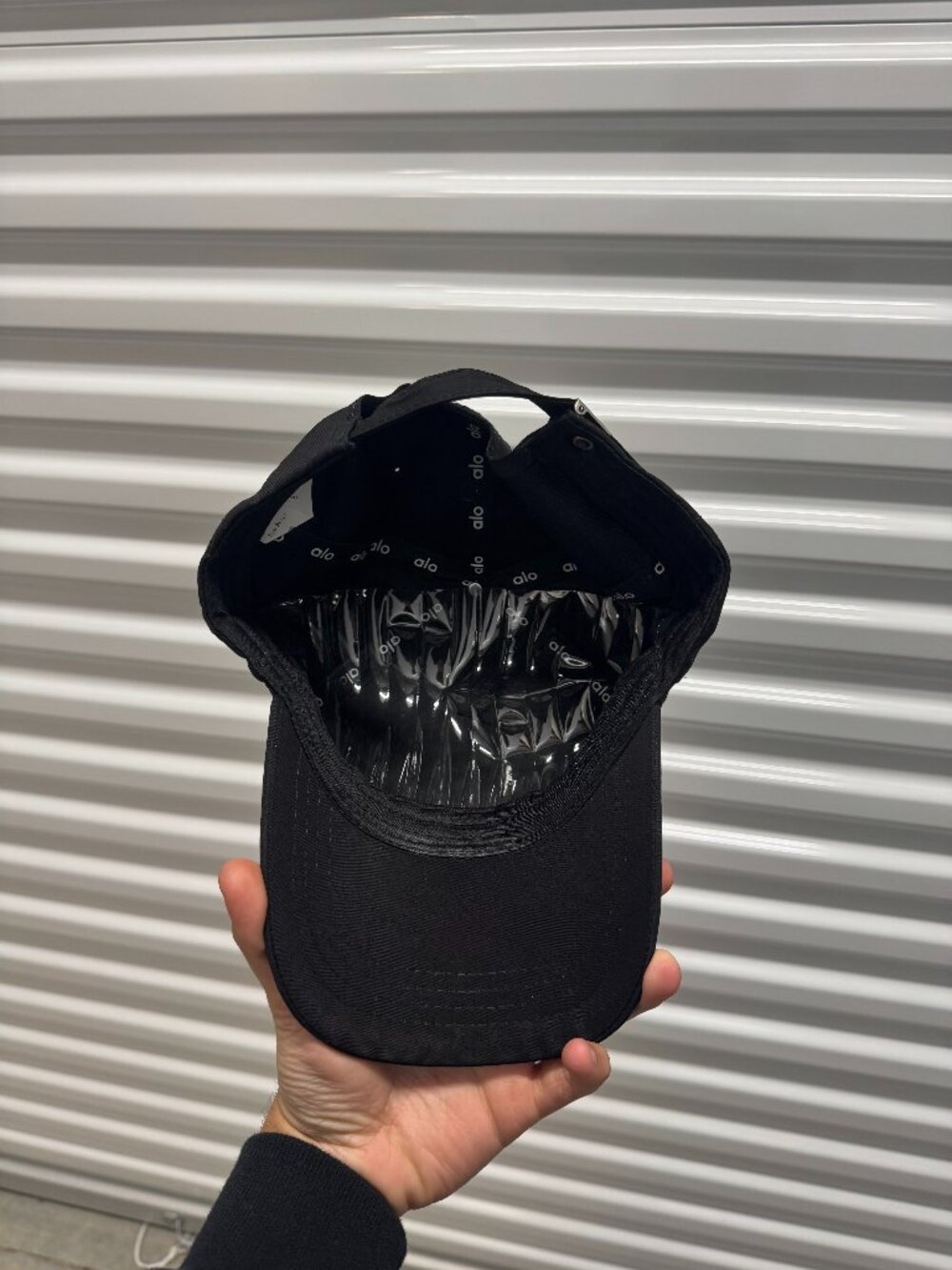 ALO Yoga Black Logo Baseball Cap - Picture 2 of 3